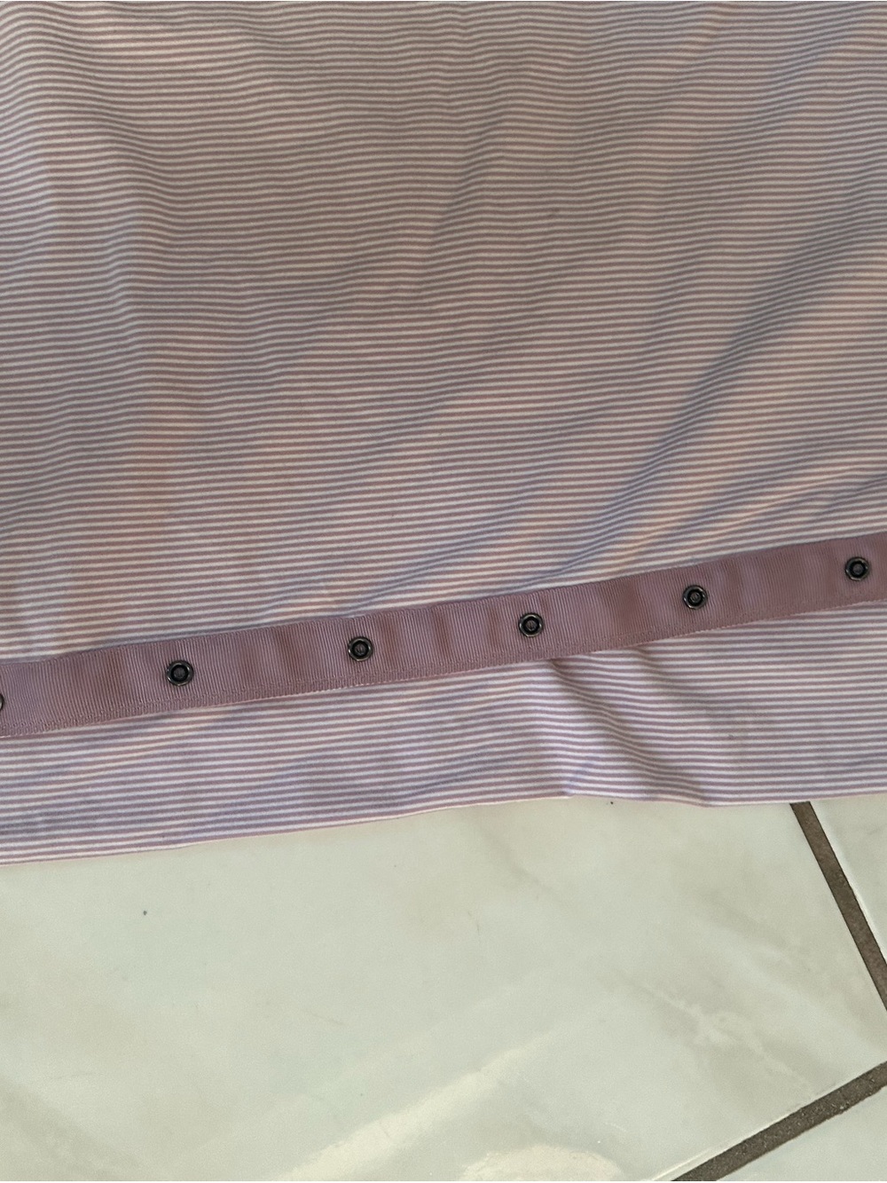 Women's Lilac Striped LuluLemon Vinyasa scarf /wrap/coverup!   with Snap Trim